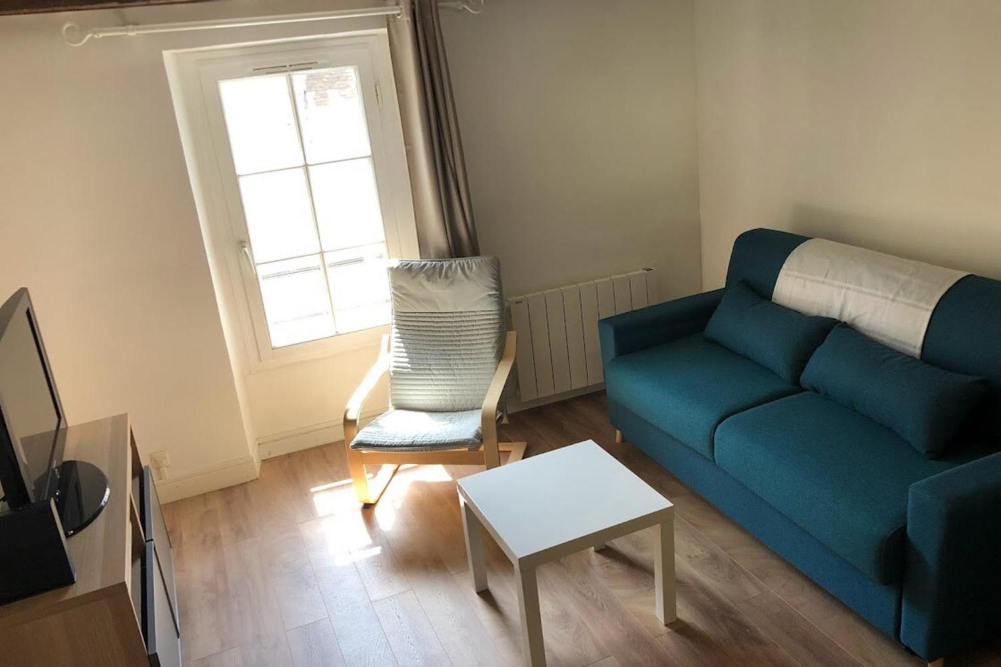 Fontainebleau - Chez Julien Apartment Екстериор снимка