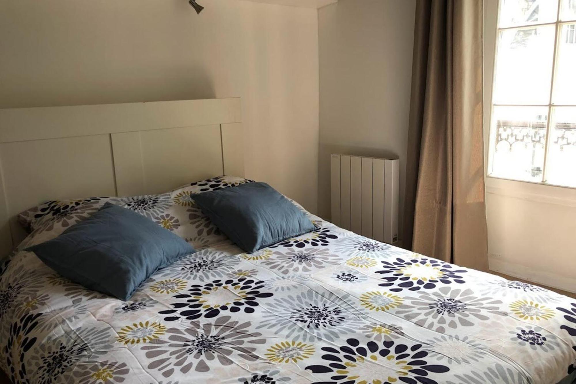 Fontainebleau - Chez Julien Apartment Екстериор снимка